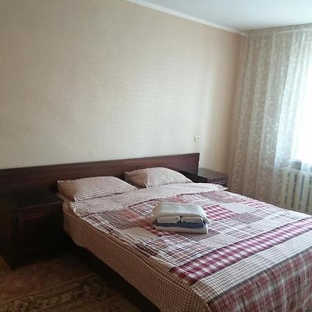 Янтарь Apartment Uralsk Luaran gambar